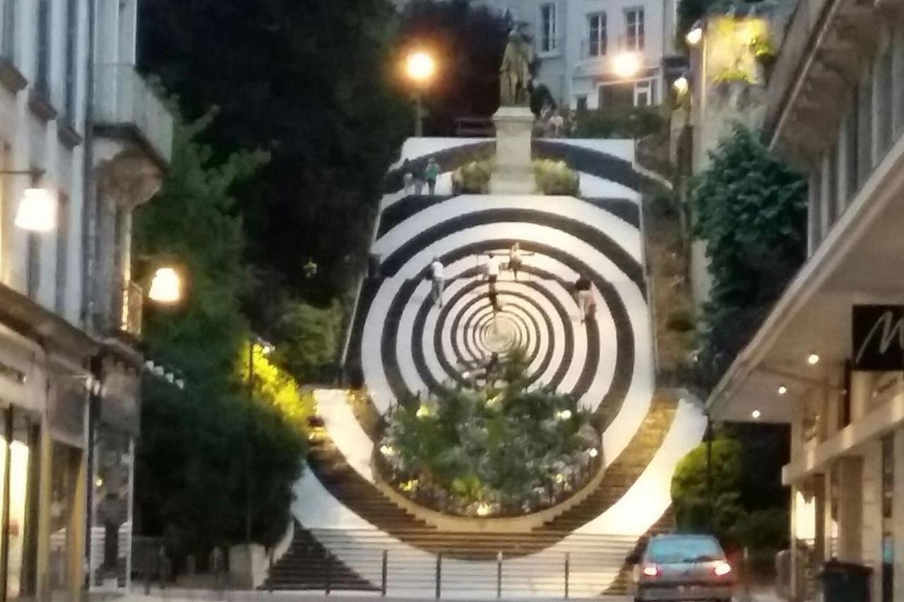 Quartier Historique Studio Tout Confort Блуа Экстерьер фото